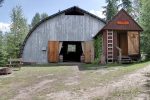 Hillside Lodge & Chalets